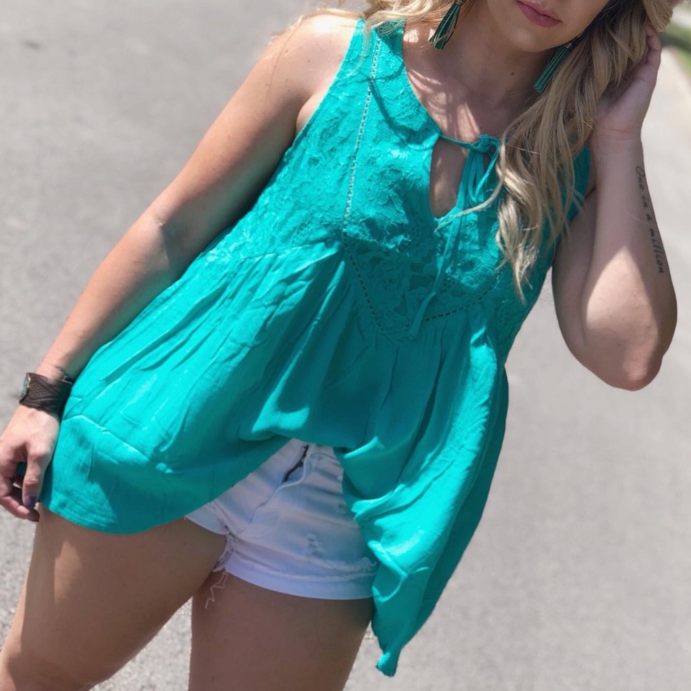 Spearmint Top
